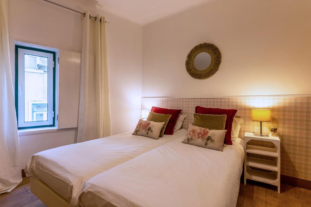 Localtraveling Chiado Trindade Lissabon
