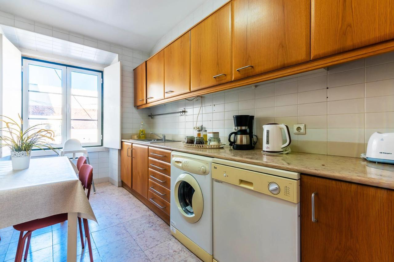 Apartment Localtraveling Chiado Trindade Lissabon